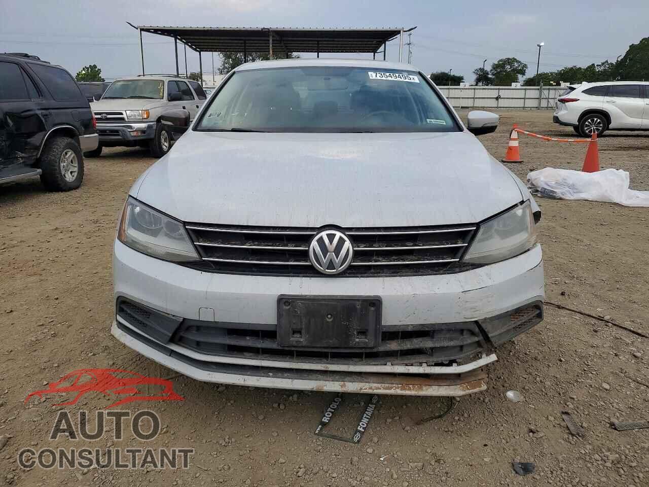 VOLKSWAGEN JETTA 2017 - 3VWDB7AJ5HM413663