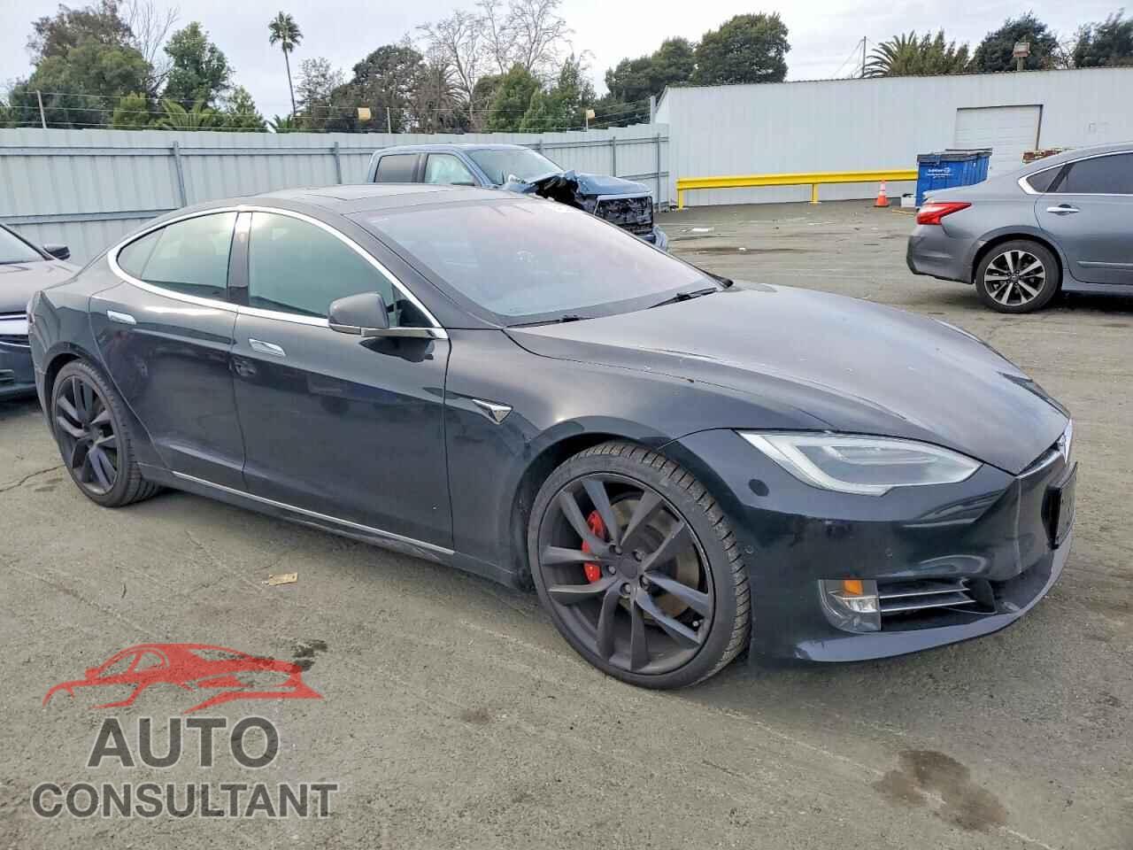 TESLA MODEL S 2018 - 5YJSA1E48JF263668