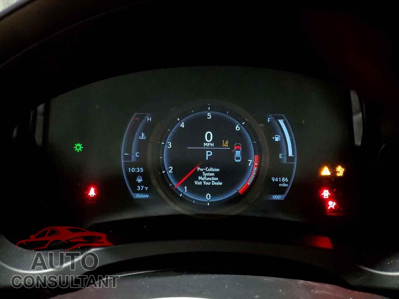 LEXUS IS 2019 - JTHC81D29K5036247