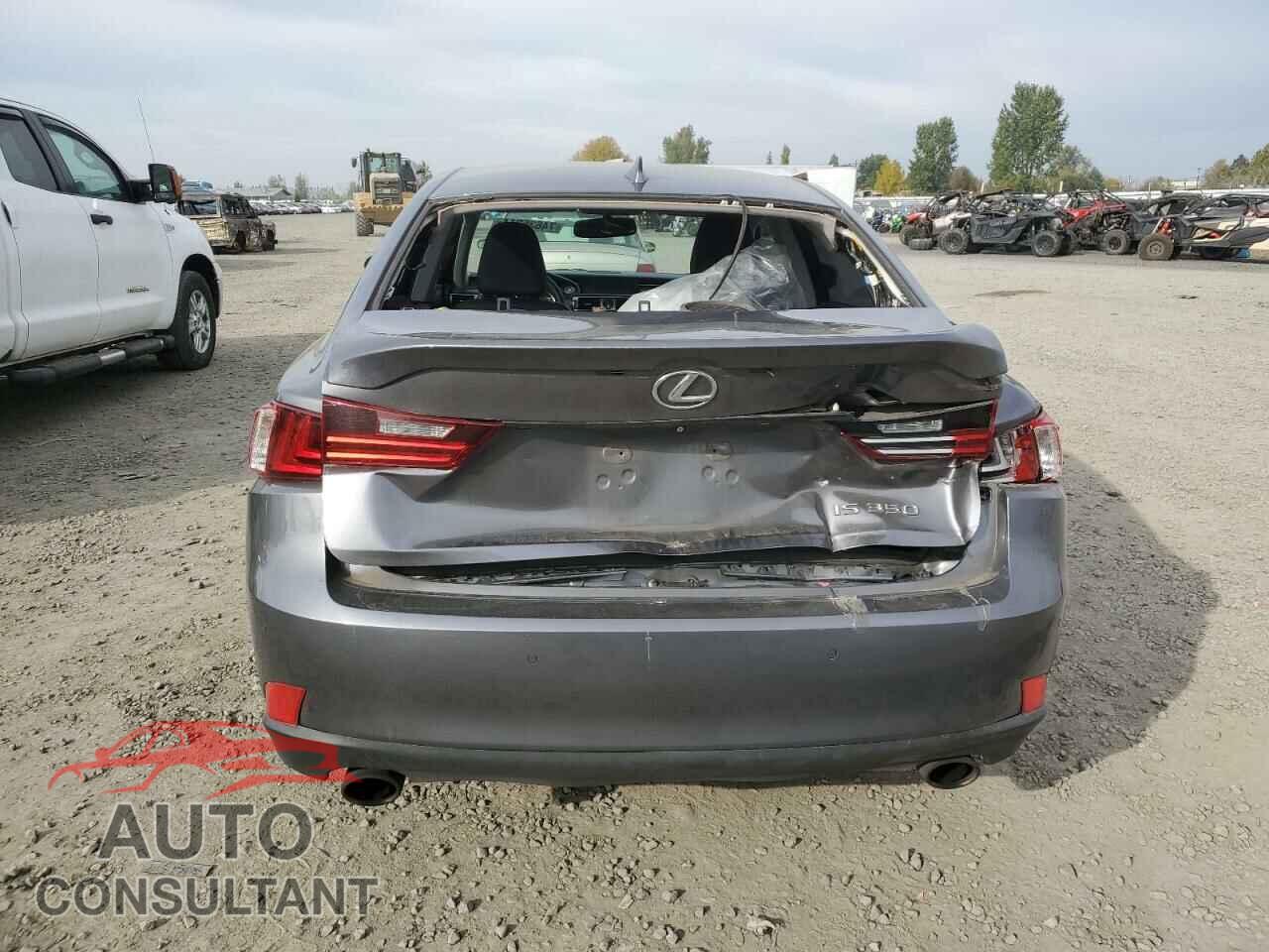 LEXUS IS 2015 - JTHBE1D23F5015470