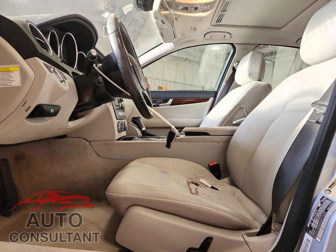 MERCEDES-BENZ C-CLASS 2013 - WDDGF8AB6DA810444