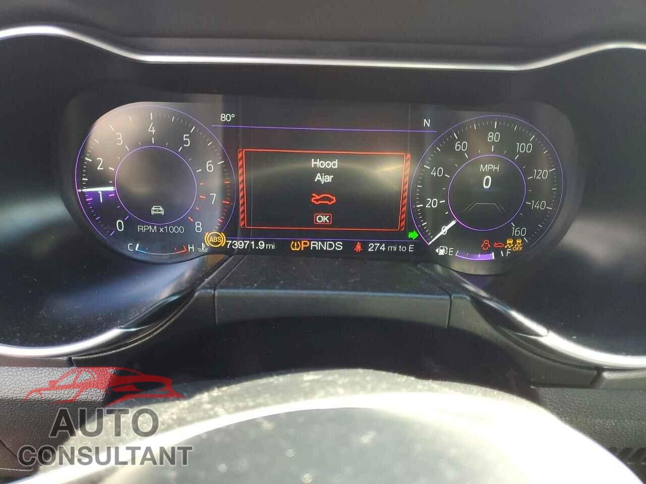 FORD MUSTANG 2019 - 1FATP8UH9K5159702