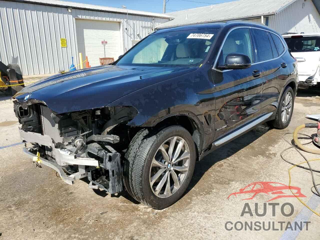 BMW X3 2018 - 5UXTR9C57JLD58101