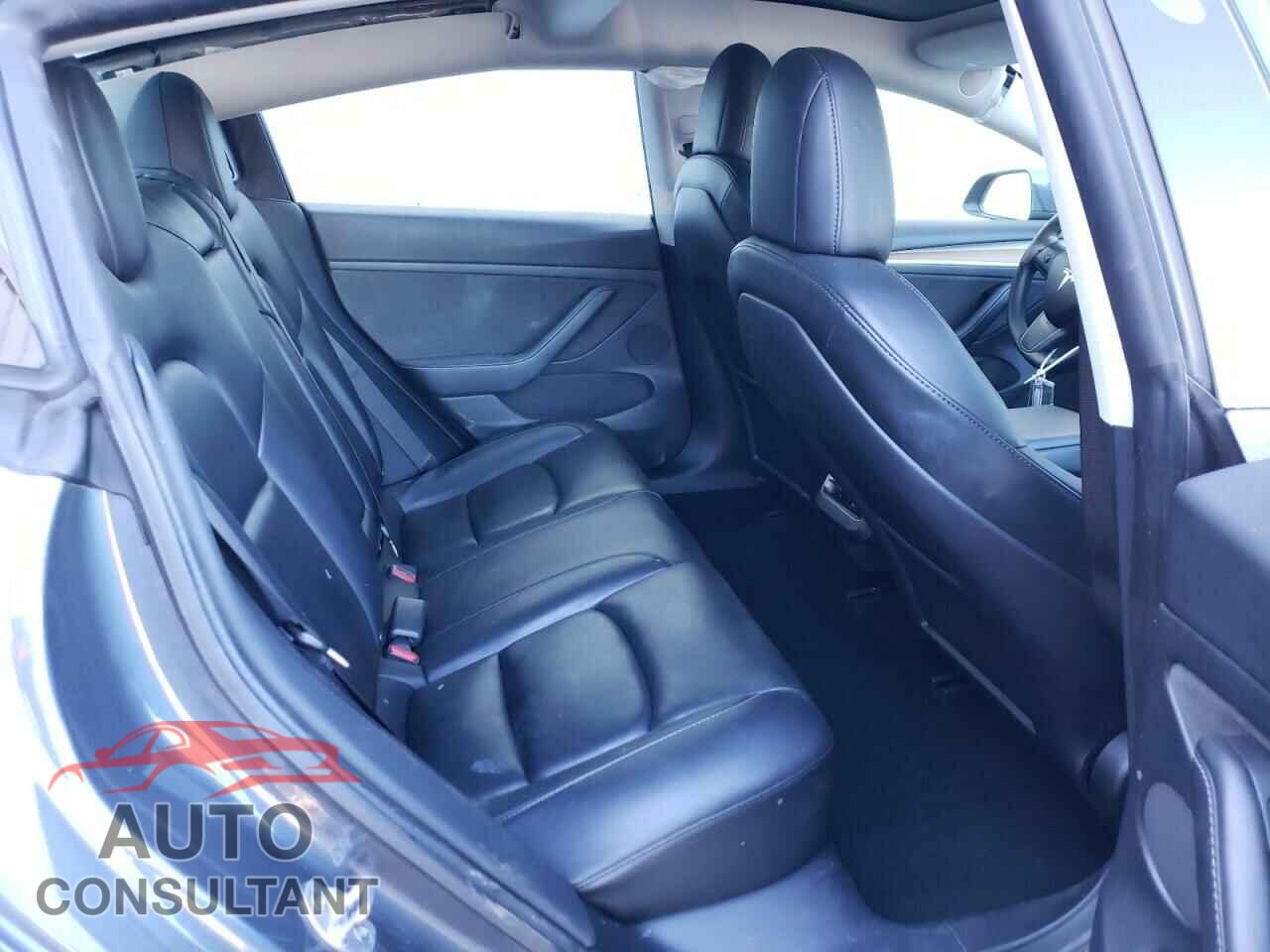 TESLA MODEL 3 2022 - 5YJ3E1EA9NF289474
