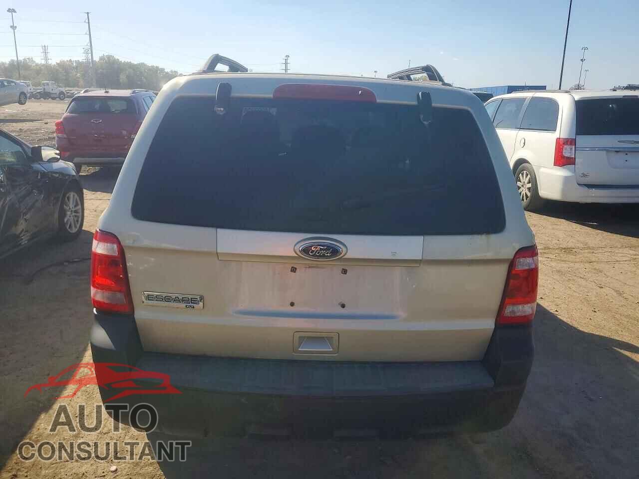FORD ESCAPE 2011 - 1FMCU0D77BKC22742