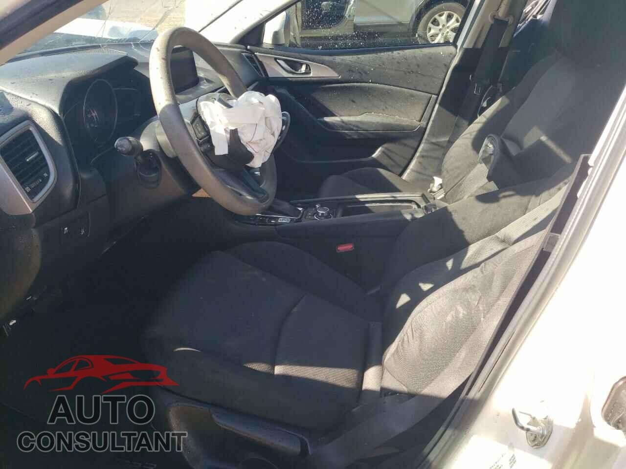 MAZDA 3 2018 - 3MZBN1U78JM191766
