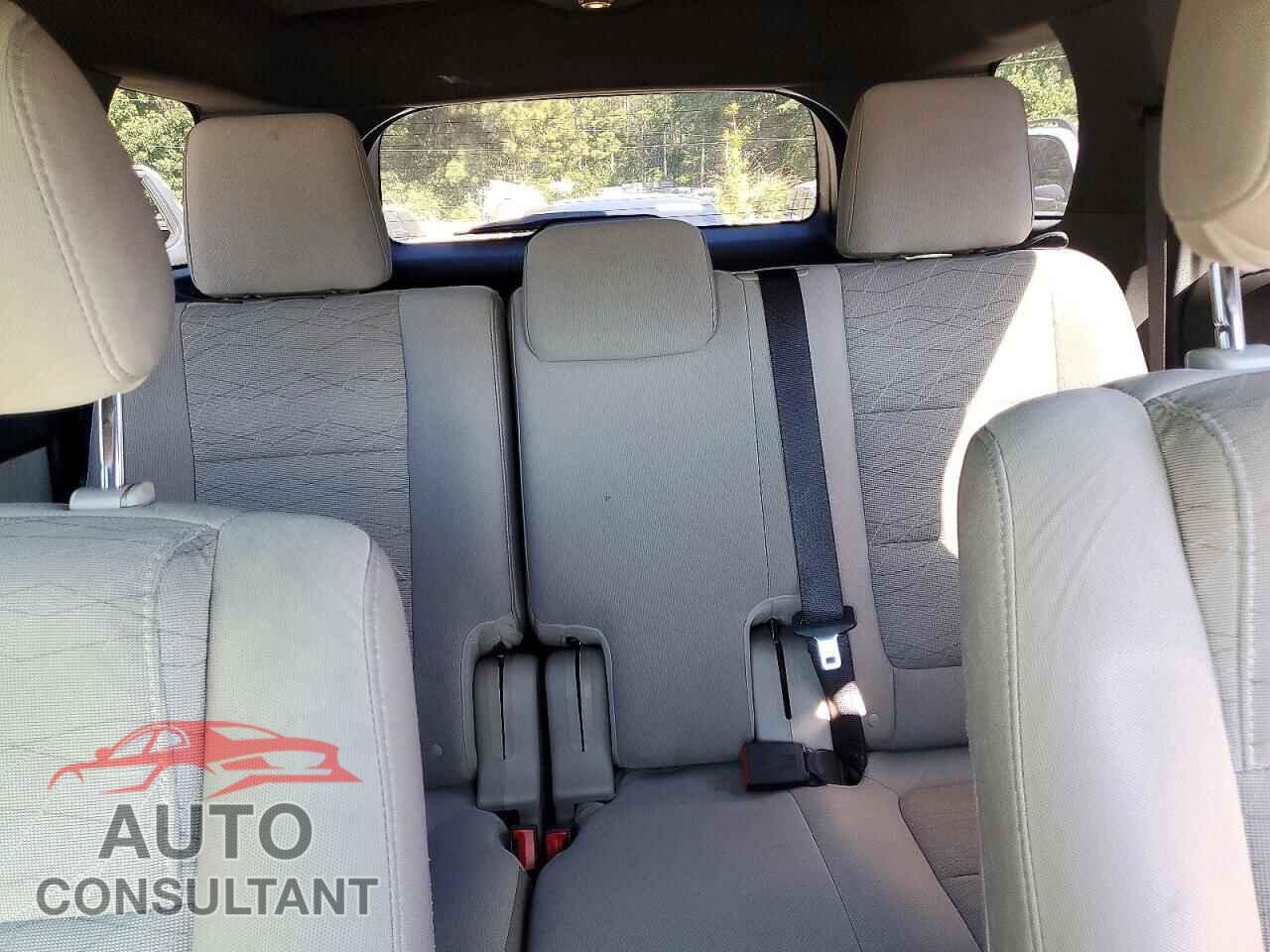 FORD EXPLORER 2013 - 1FM5K7B86DGA65293