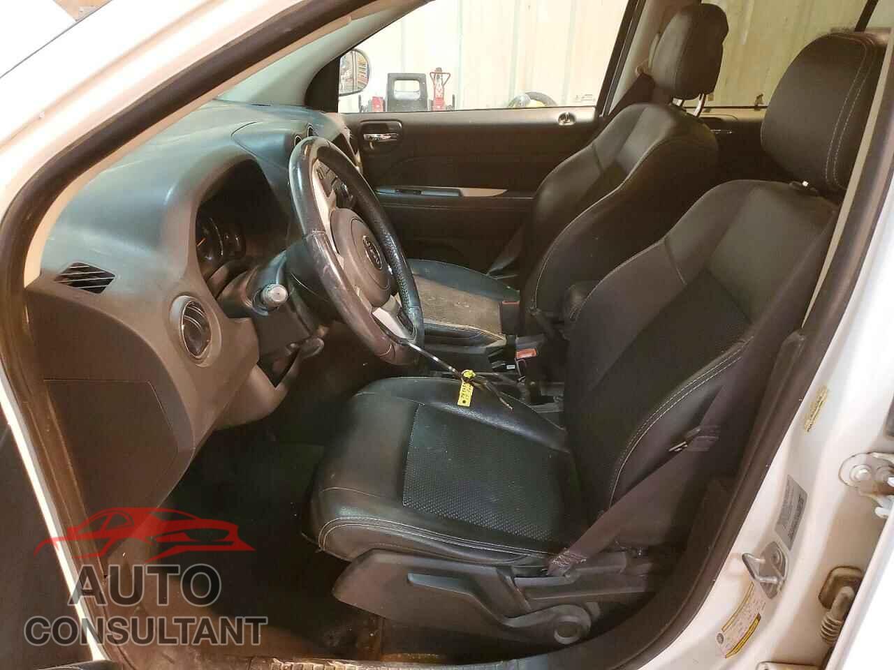 JEEP COMPASS 2017 - 1C4NJDEB3HD204705