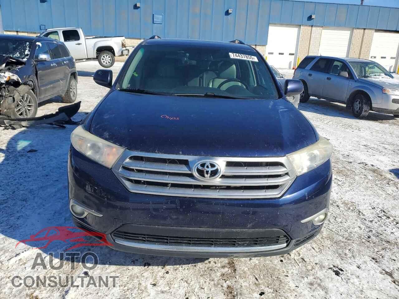 TOYOTA HIGHLANDER 2012 - 5TDBK3EH4CS138211