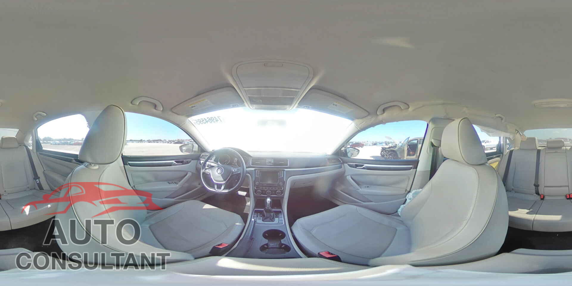 VOLKSWAGEN PASSAT 2018 - 1VWAA7A37JC014980