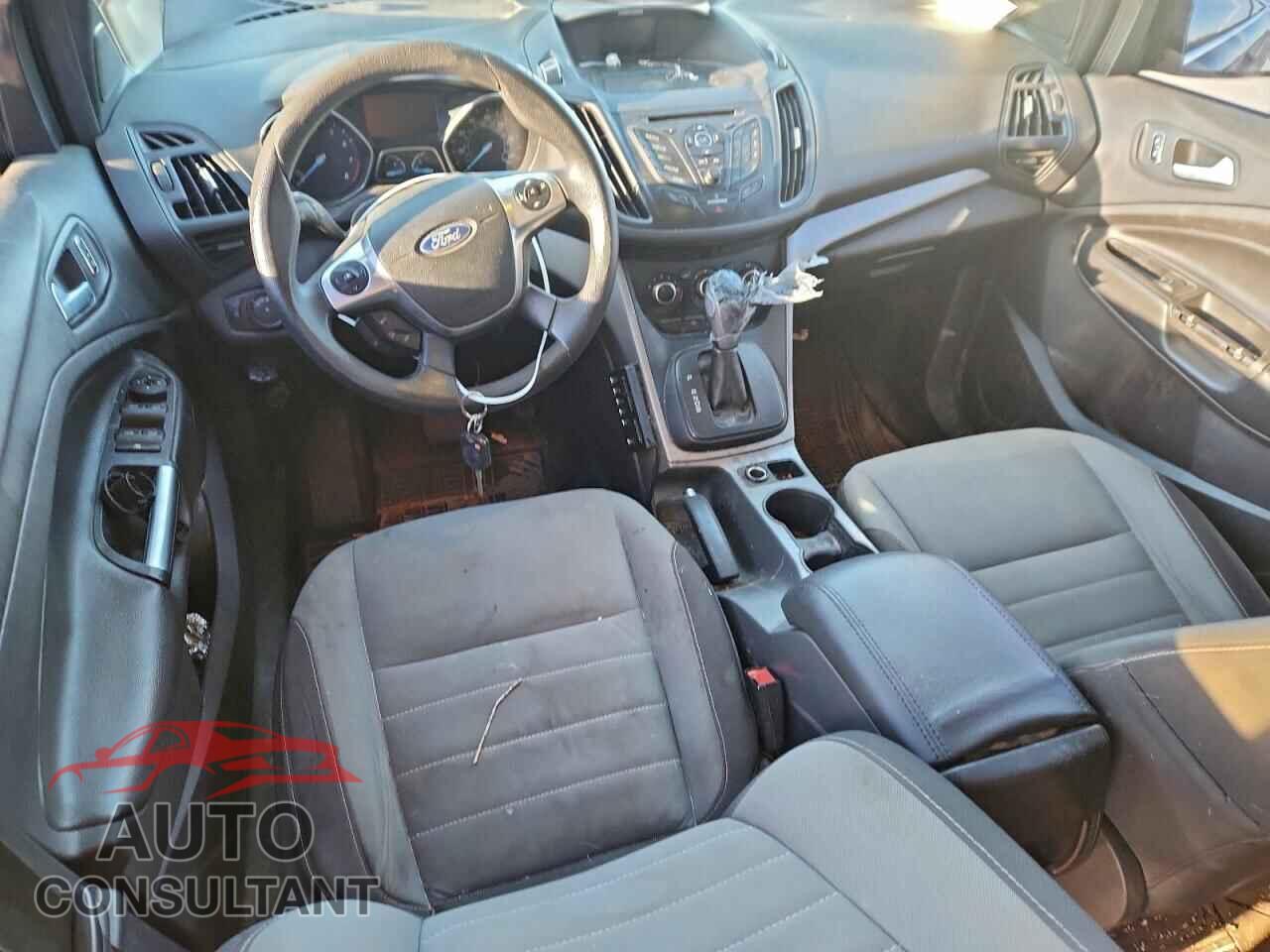 FORD ESCAPE 2015 - 1FMCU0G75FUA36851
