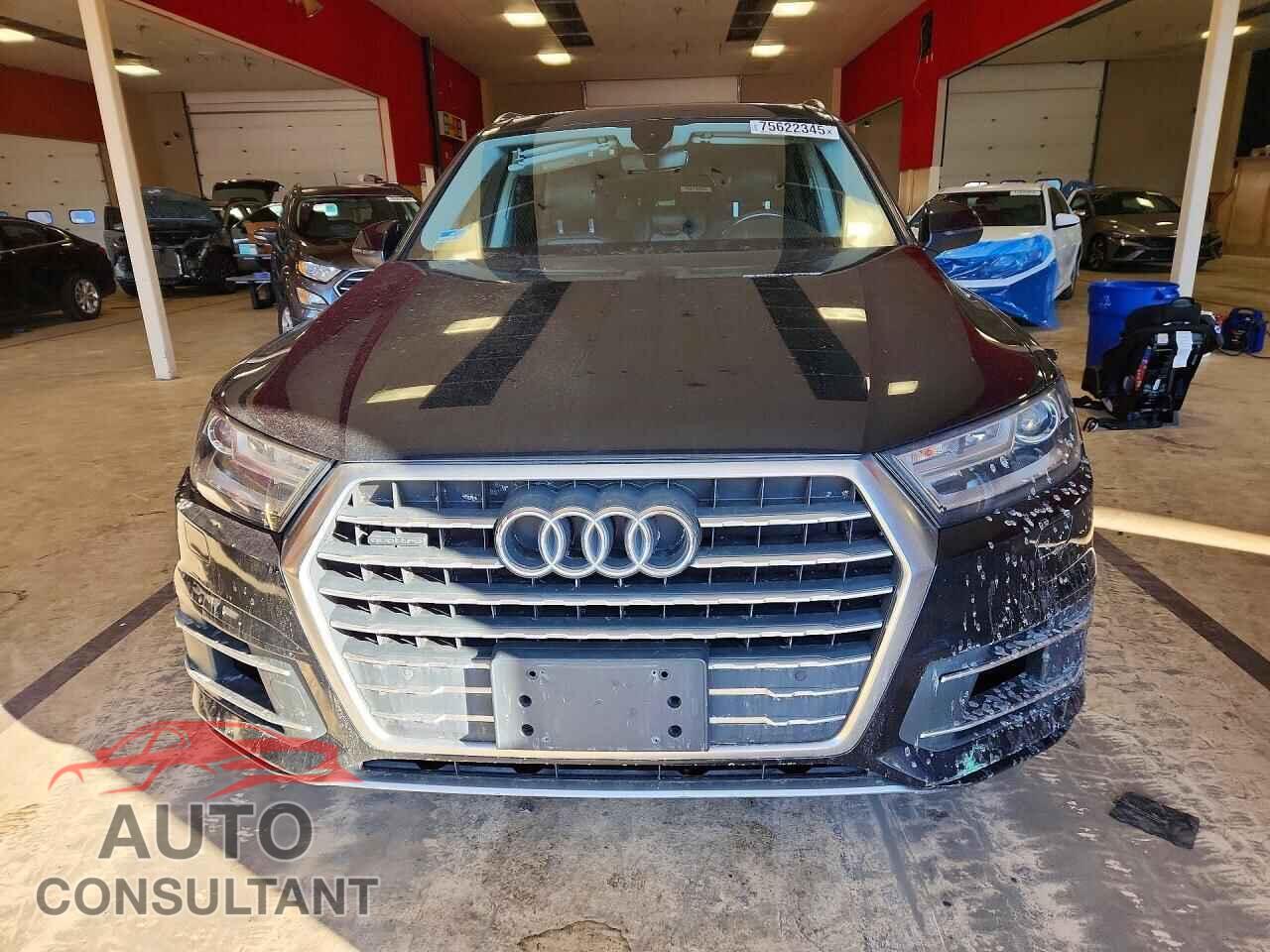 AUDI Q7 2017 - WA1LAAF77HD046430