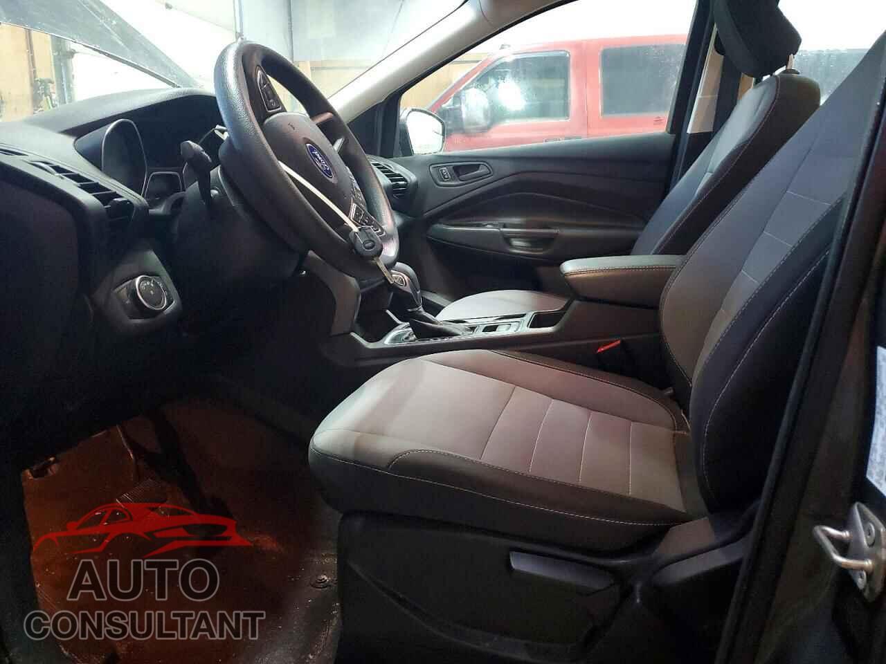 FORD ESCAPE 2018 - 1FMCU0F74JUD20739