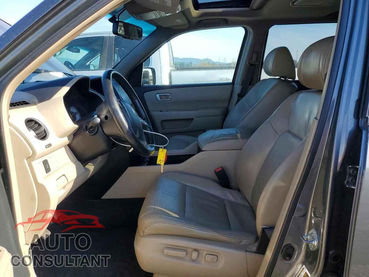 HONDA PILOT 2009 - 5FNYF48659B032975