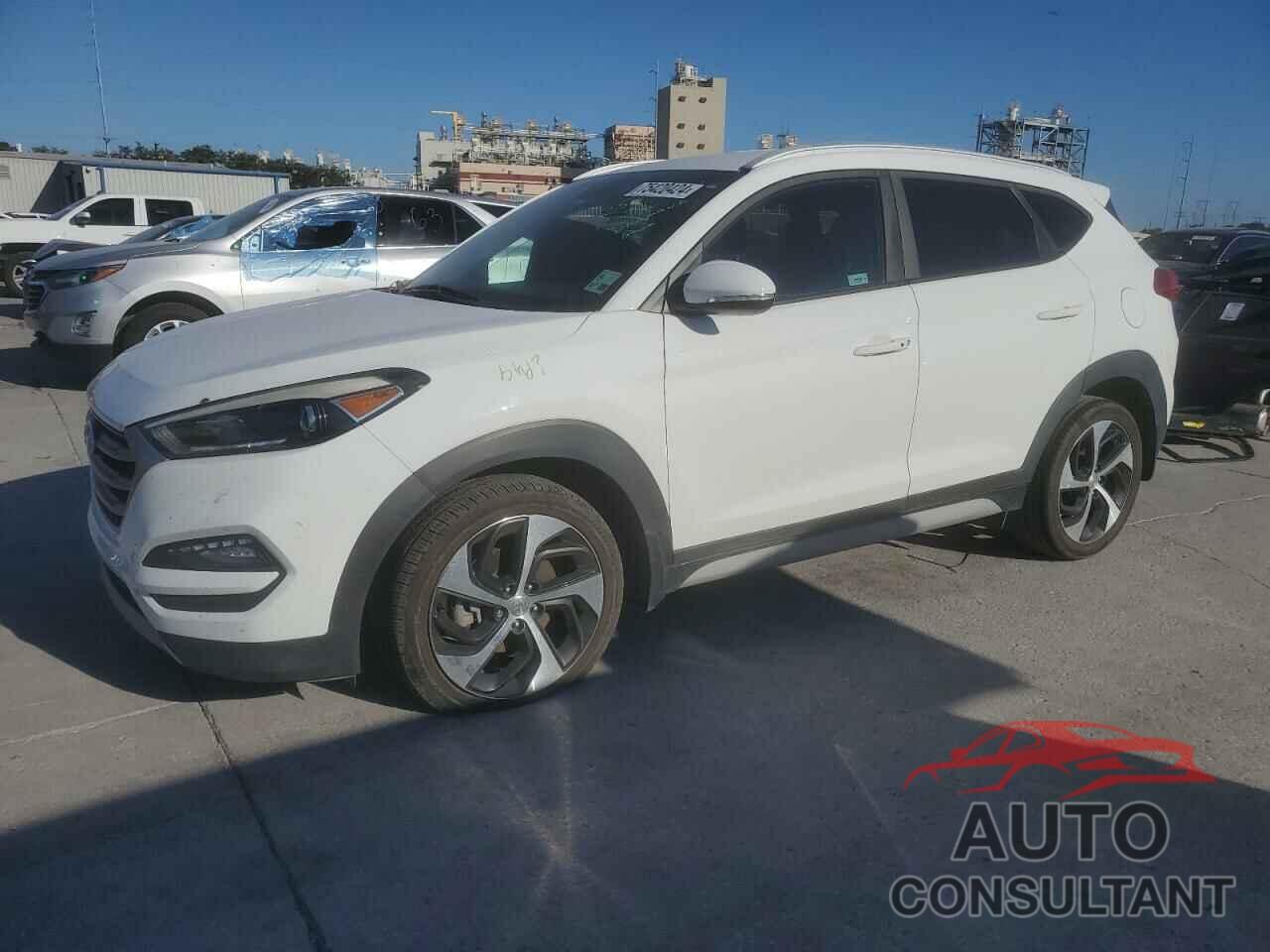 HYUNDAI TUCSON 2018 - KM8J33AL4JU800957