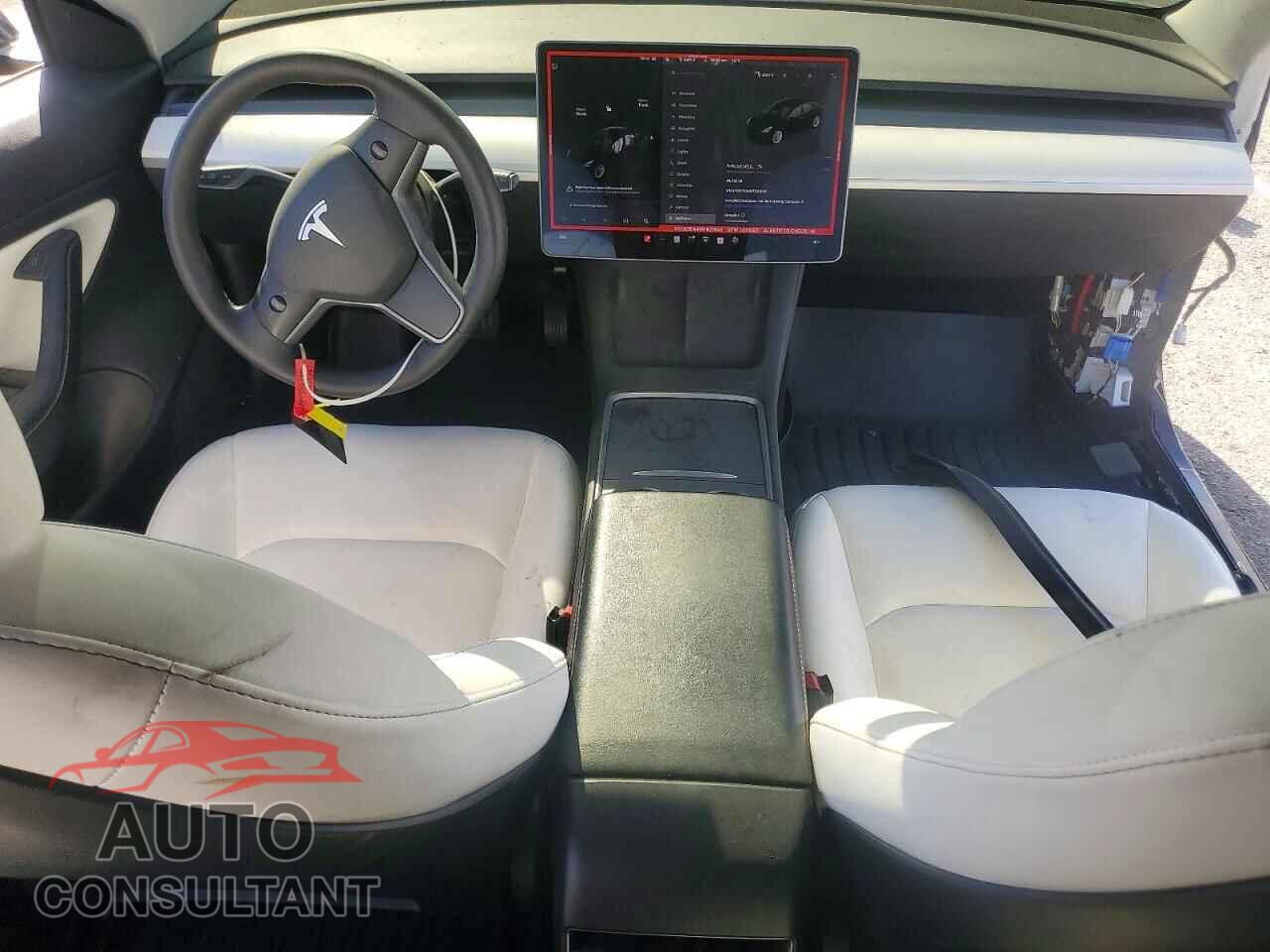 TESLA MODEL 3 2021 - 5YJ3E1EA4MF921845