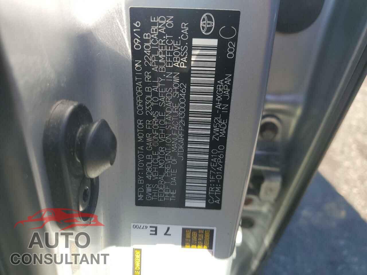 TOYOTA PRIUS 2017 - JTDKARFP2H3000462
