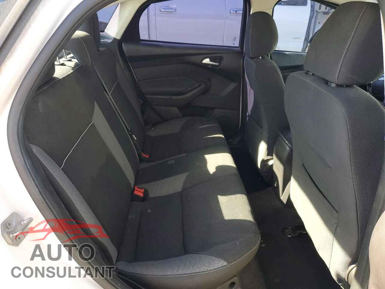 FORD FOCUS 2013 - 1FADP3F21DL373386