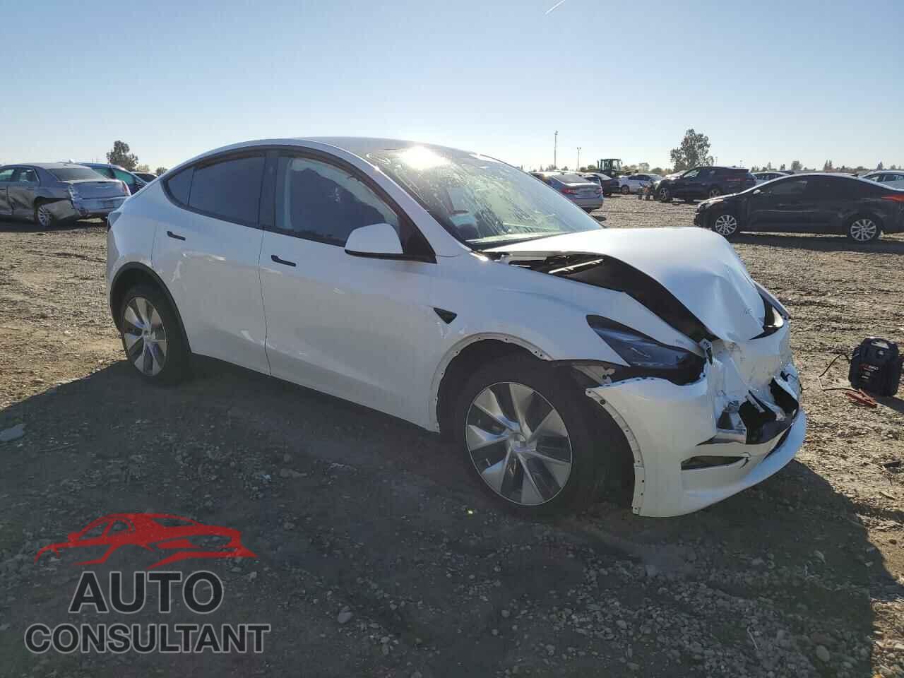 TESLA MODEL Y 2023 - 7SAYGDEE9PF879426