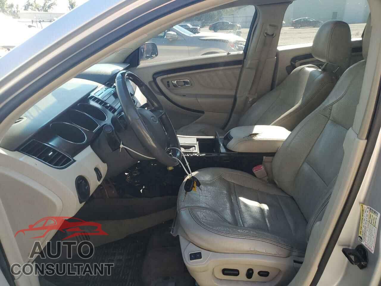 FORD TAURUS 2012 - 1FAHP2FW4CG131455