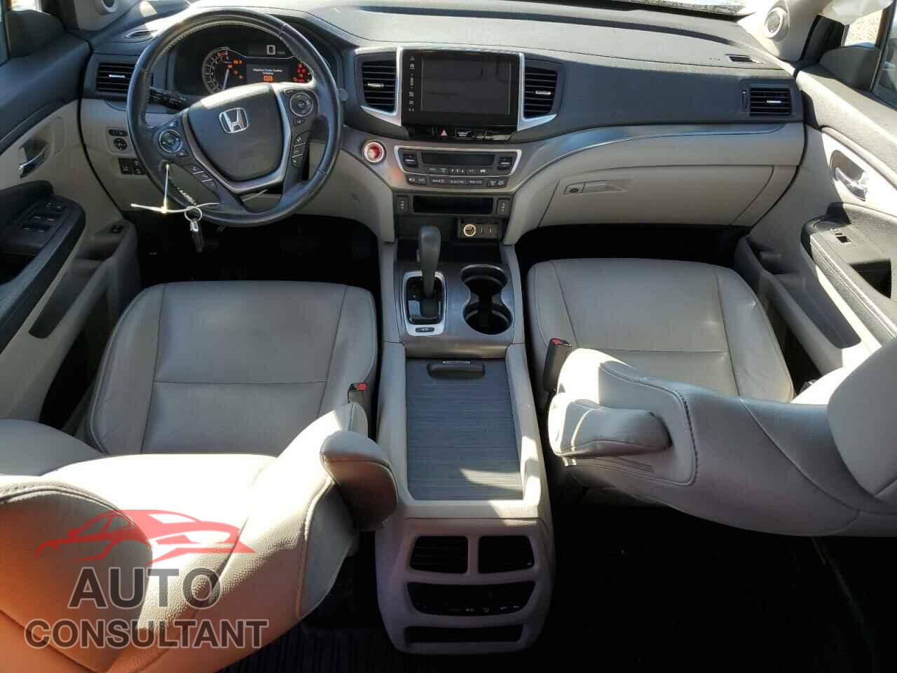 HONDA PILOT 2017 - 5FNYF6H6XHB100469