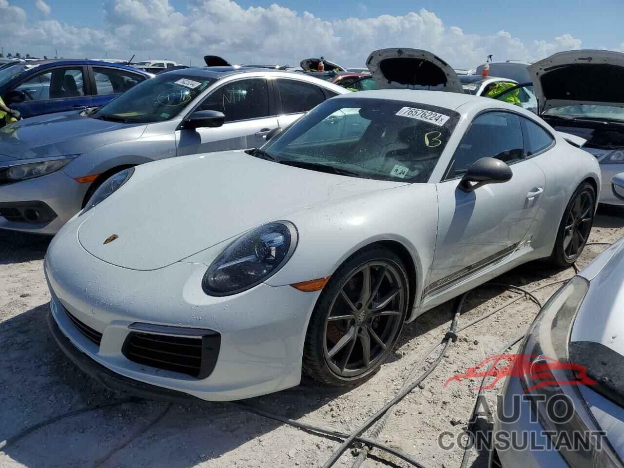 PORSCHE 911 2019 - WP0AA2A96KS104011