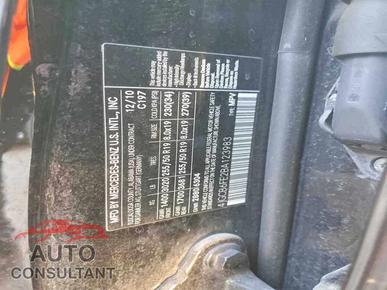 MERCEDES-BENZ R-CLASS 2011 - 4JGCB6FE2BA123983