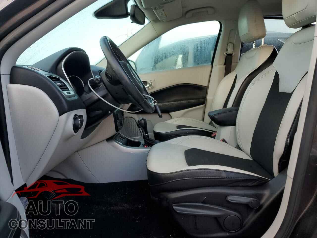 JEEP COMPASS 2020 - 3C4NJCBB1LT246842