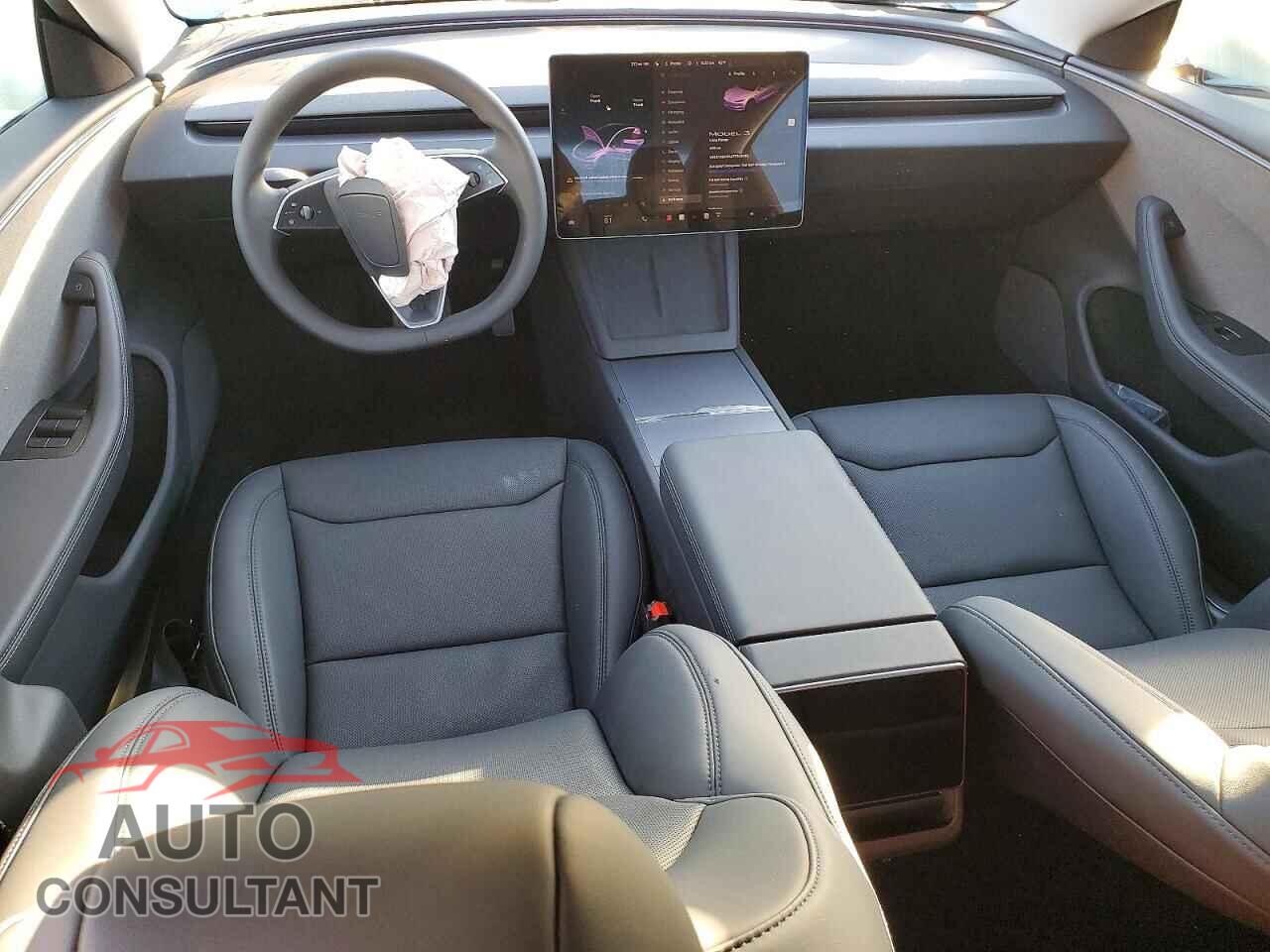 TESLA MODEL 3 2026 - 5YJ3E1EA3TF143035