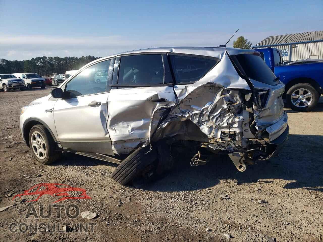 FORD ESCAPE 2017 - 1FMCU0F75HUE97469