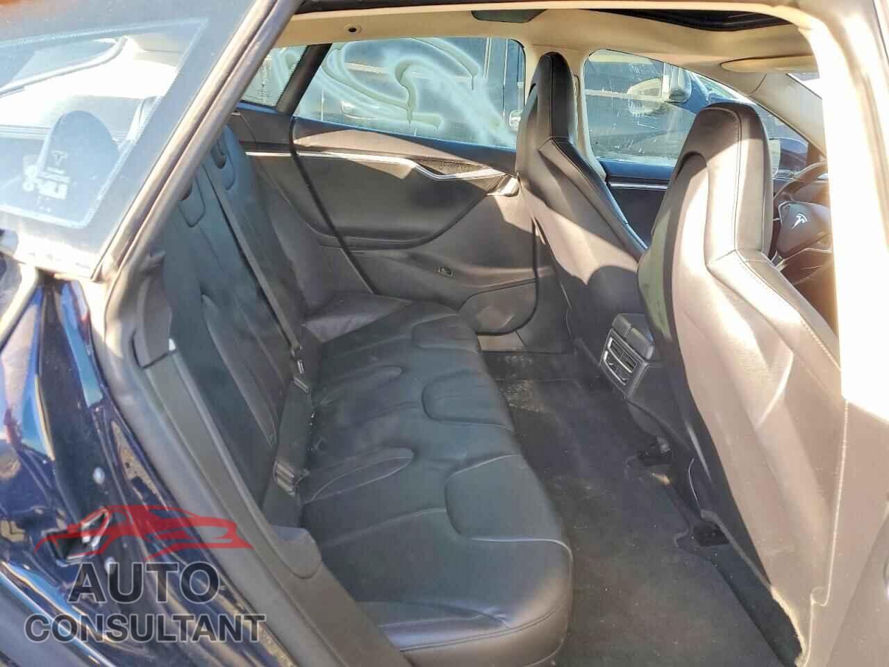 TESLA MODEL S 2013 - 5YJSA1DG2DFP11676