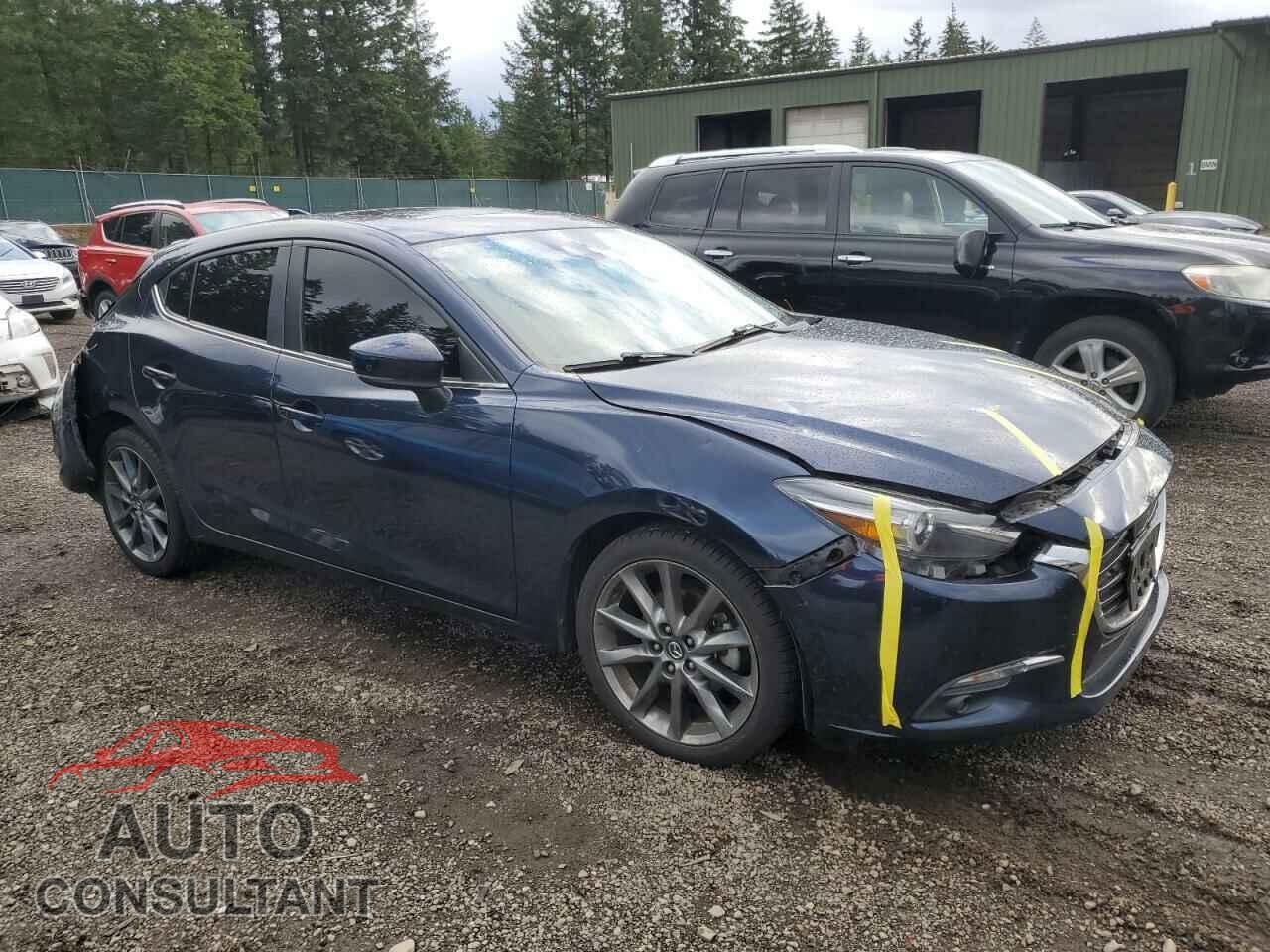 MAZDA 3 2018 - 3MZBN1M36JM268129