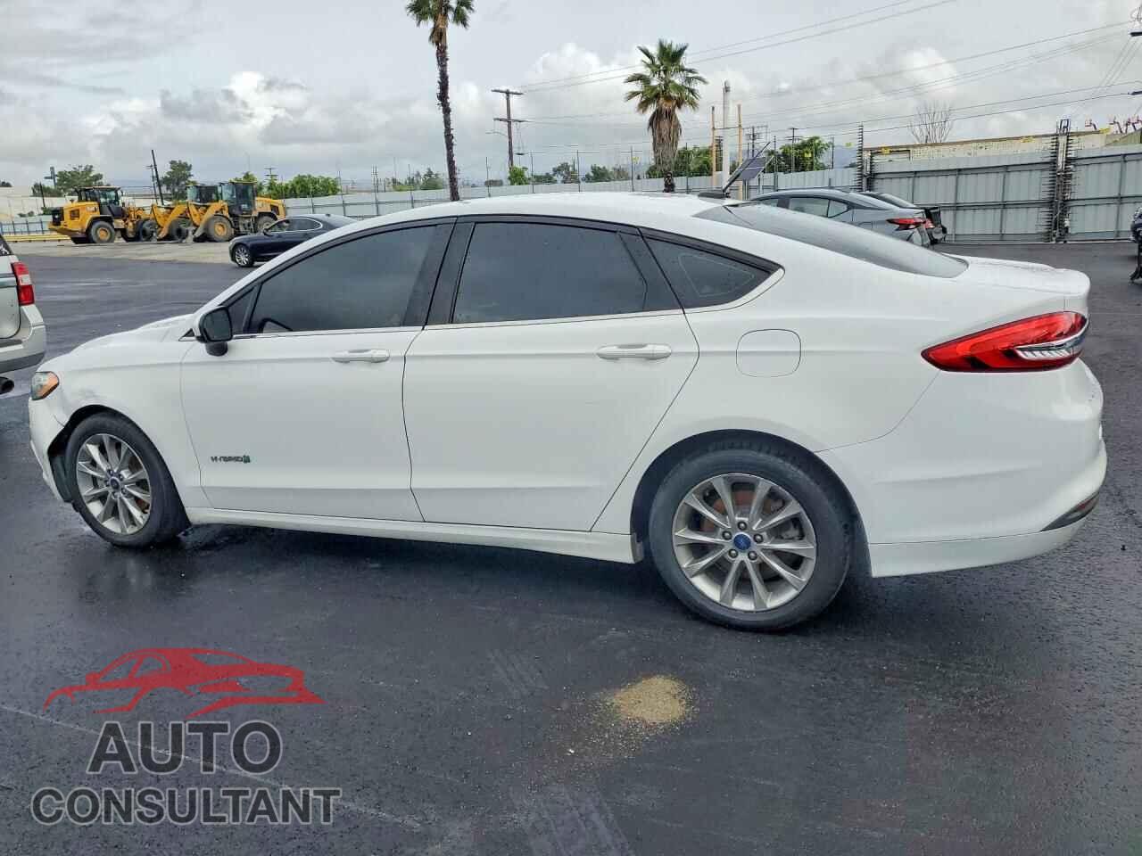 FORD FUSION 2017 - 3FA6P0LU7HR285205