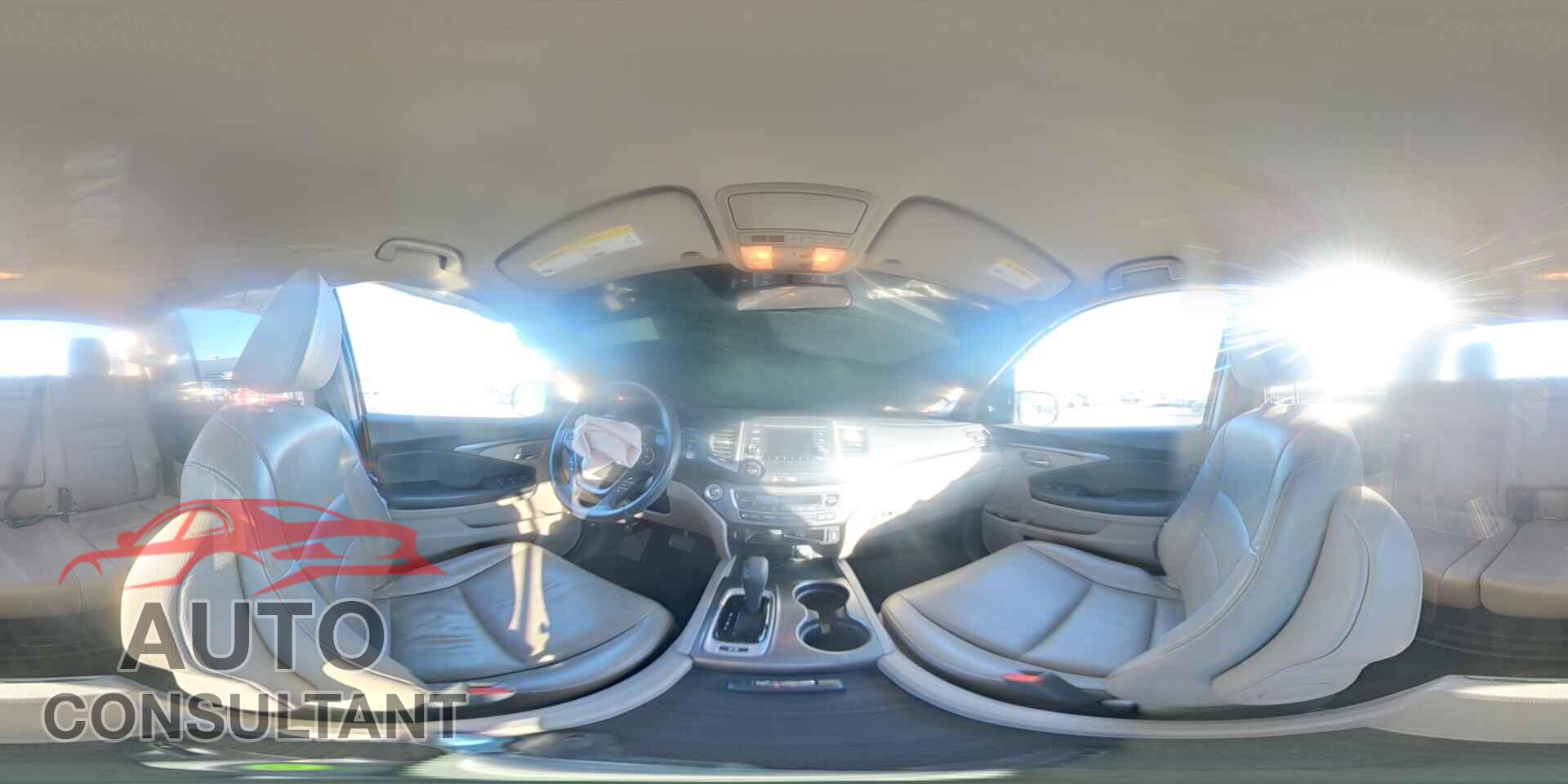 HONDA RIDGELINE 2017 - 5FPYK3F55HB005765