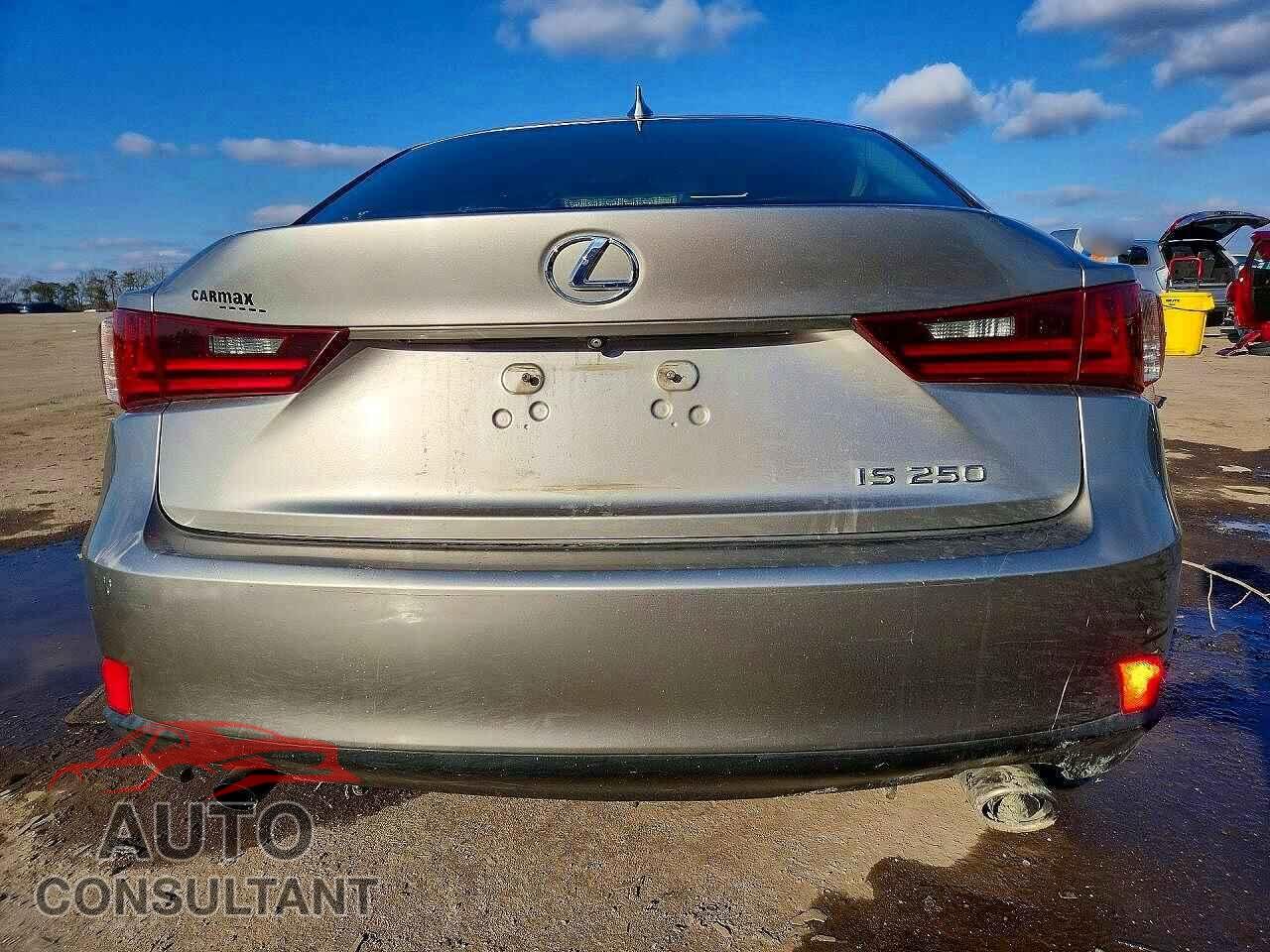 LEXUS IS 2015 - JTHBF1D29F5073662