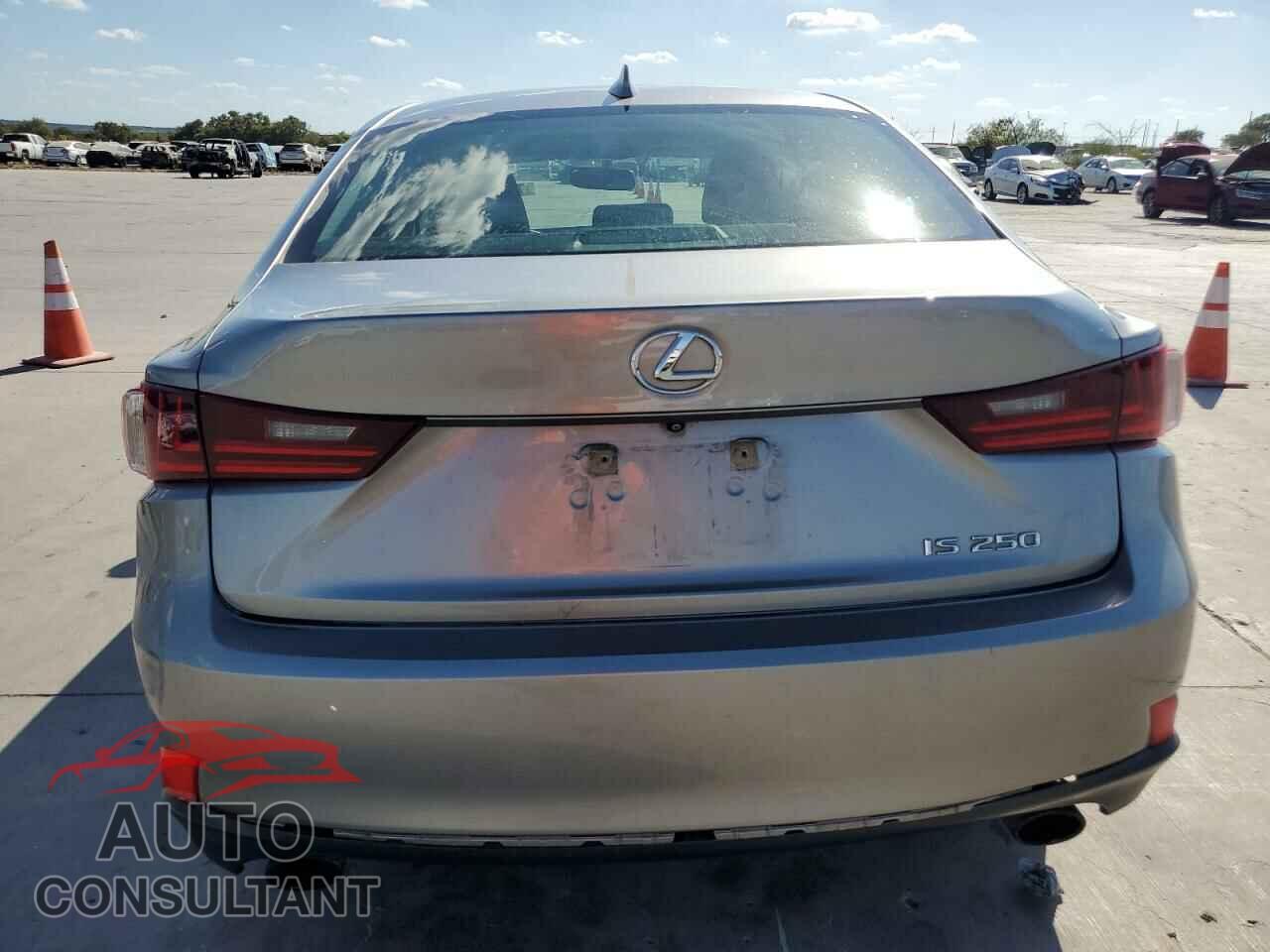 LEXUS IS 2015 - JTHBF1D25F5077644