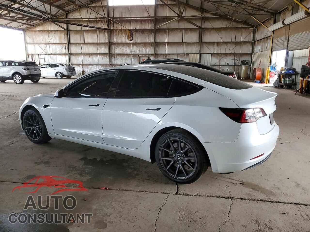 TESLA MODEL 3 2023 - 5YJ3E1EA0PF484723