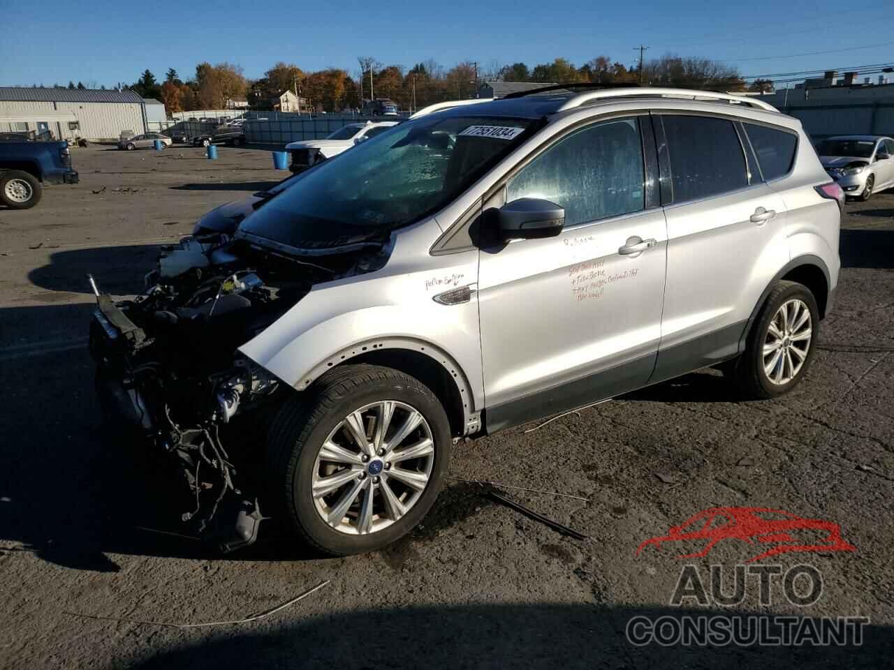 FORD ESCAPE 2017 - 1FMCU9JD1HUC85749