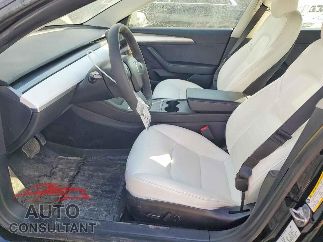 TESLA MODEL 3 2021 - 5YJ3E1EA8MF987346