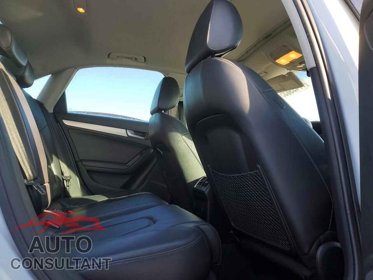 AUDI A4 2013 - WAUFFCFL4DN023072