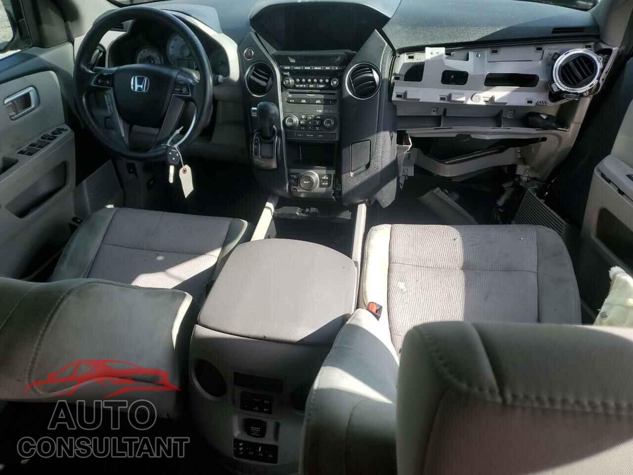 HONDA PILOT 2015 - 5FNYF3H30FB035245