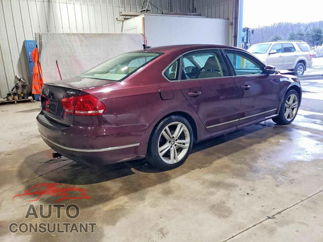 VOLKSWAGEN PASSAT 2012 - 1VWCN7A32CC108071