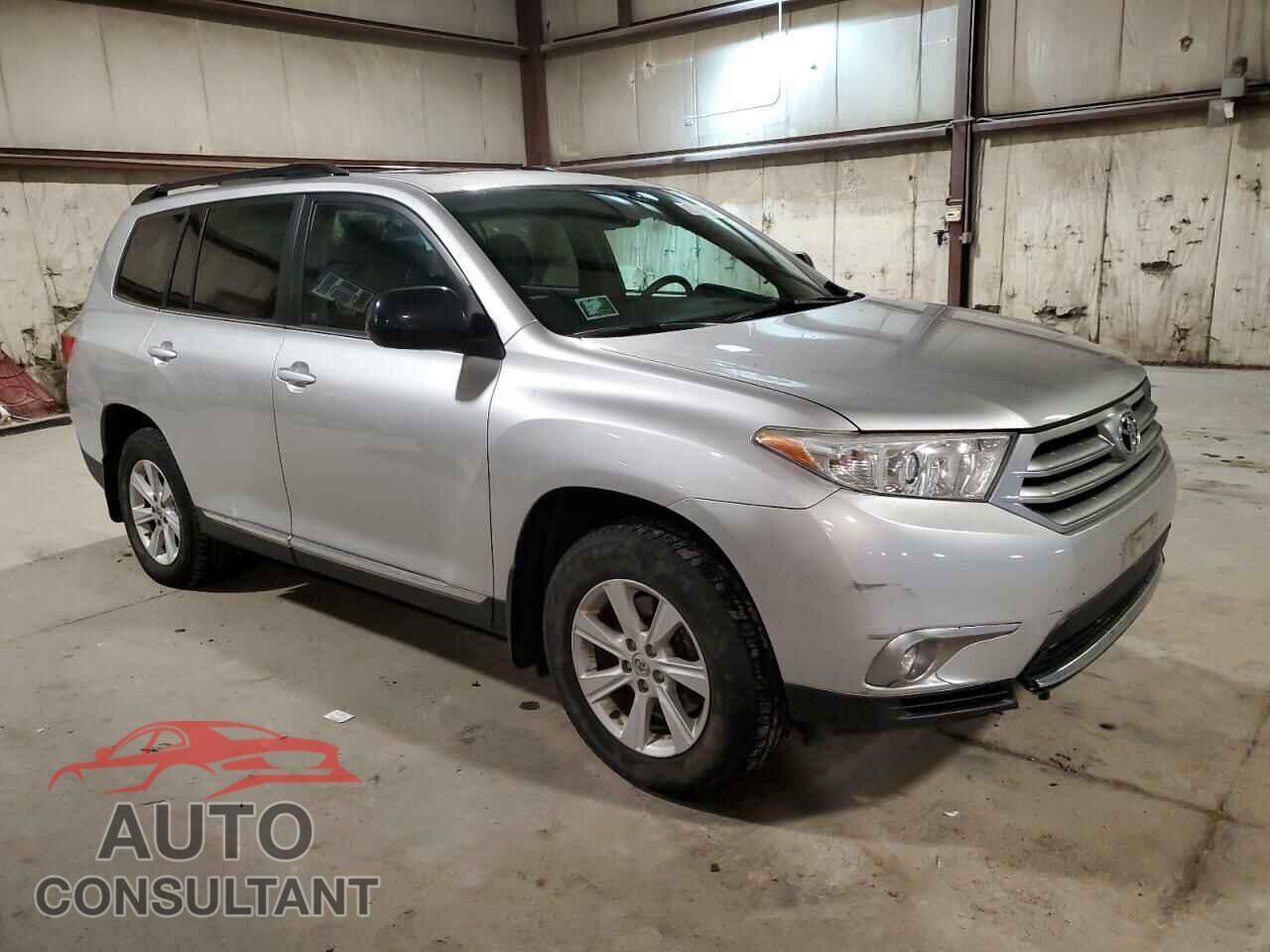 TOYOTA HIGHLANDER 2012 - 5TDBK3EH3CS097294