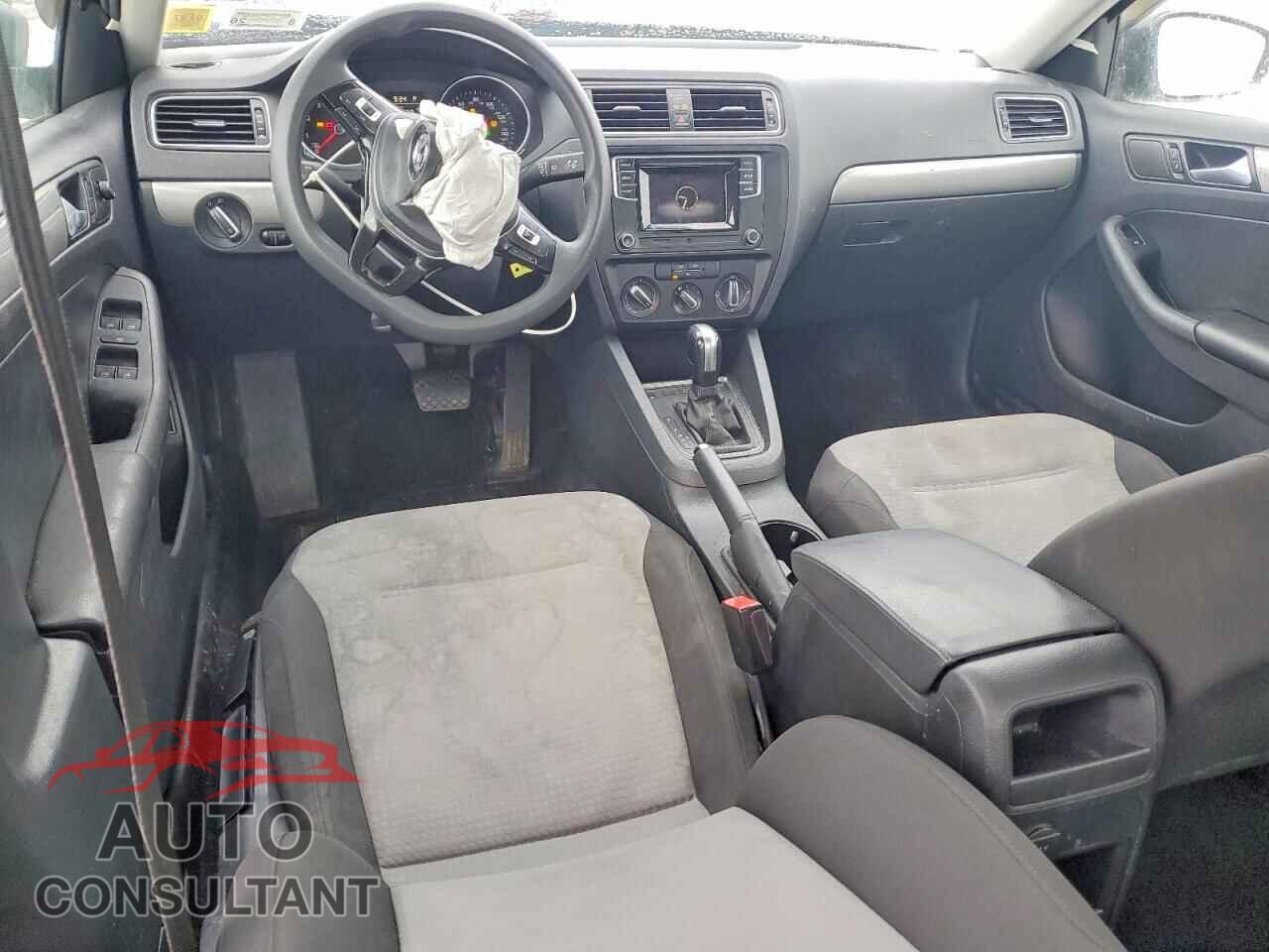 VOLKSWAGEN JETTA 2017 - 3VW2B7AJ1HM374528