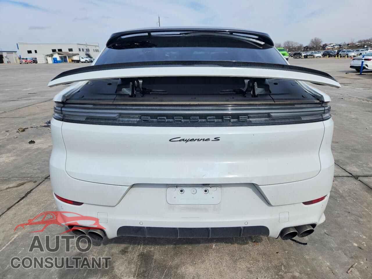 PORSCHE CAYENNE 2024 - WP1BL2AY6RDA60532