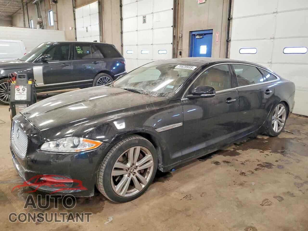 JAGUAR XJ 2011 - SAJWA2GB3BLV16317