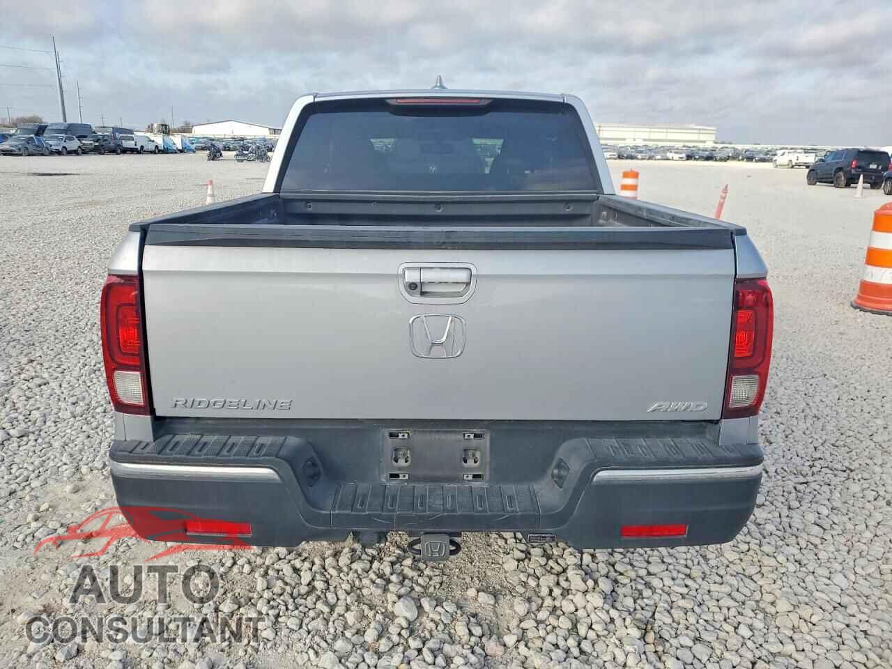 HONDA RIDGELINE 2018 - 5FPYK3F63JB016455