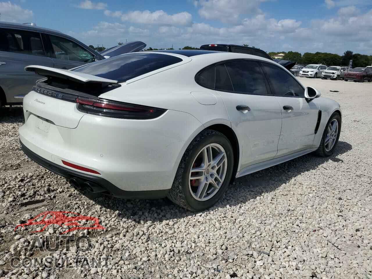 PORSCHE PANAMERA 2018 - WP0AA2A72JL114185