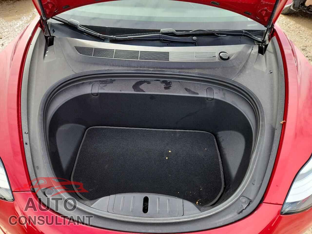 TESLA MODEL 3 2019 - 5YJ3E1EB3KF387324