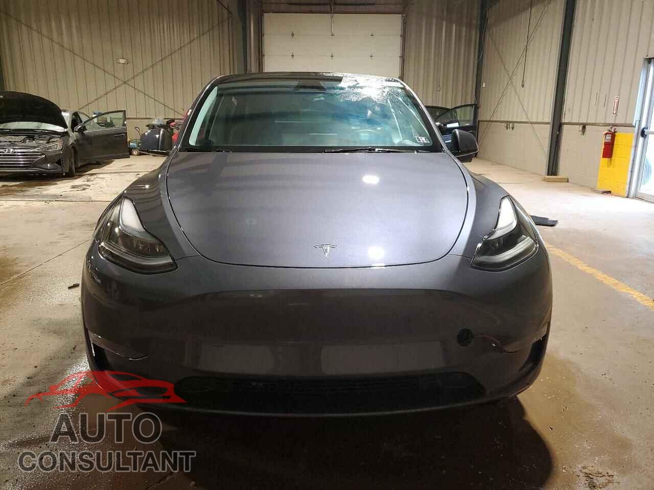 TESLA MODEL Y 2023 - 7SAYGDEE3PA208900